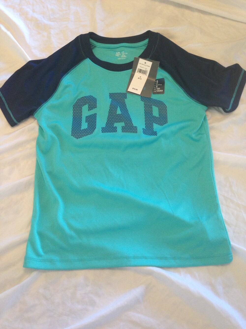 Boy's Gap Fit Shirt Small (6-7) Graphic T Shirt NWT